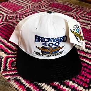 NWT vintage Indianapolis motor speedway racing “brickyard 400” hat